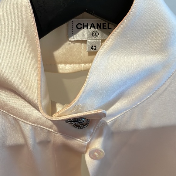 Stunning Chanel Metier D’Art 2018 silk blouse - Picture 10 of 12